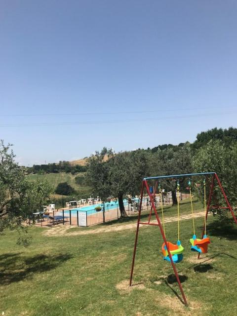 Villa Montotto Monterubbiano Eksteriør billede